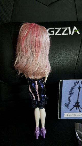 Monster High catrine demew