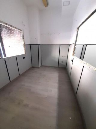 Local comercial en alquiler en Plaça Catalunya en Prat de Llobregat, El