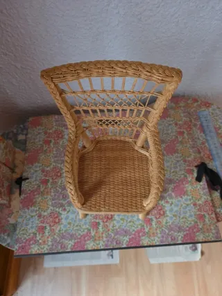 Silla mimbre mini 31cm alto x 15cm ancho