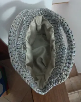 Borsetta uncinetto sfumata grigio/argento