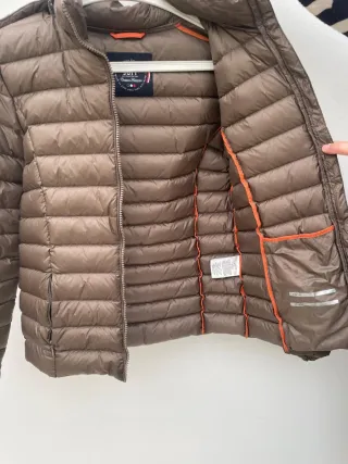 Plumífero niña marrón