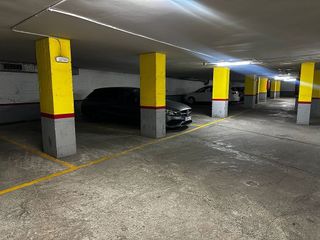 Garaje en venta en Centre - Estació en Sant Cugat del Vallès