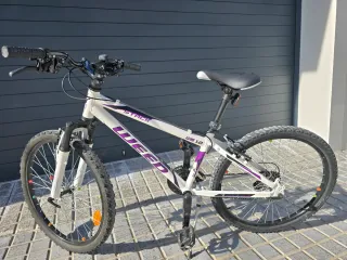 Bicicleta 24 WEED STACK WS 1.0 Blanca