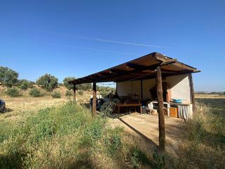 Chalet en venta en Guadix