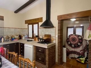 Chalet en venta en Guadix