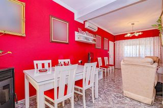 Casa adosada en venta en Loja