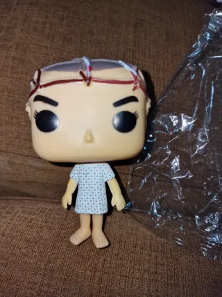 Funko Pop Stranger Things Eleven sin caja