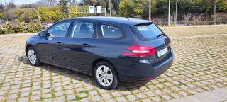 Peugeot 308 2016