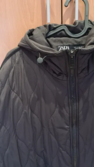 Chaqueta acolchada Zara verde oliva