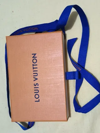 Tarjetero Louis Vuitton Monogram Marrón