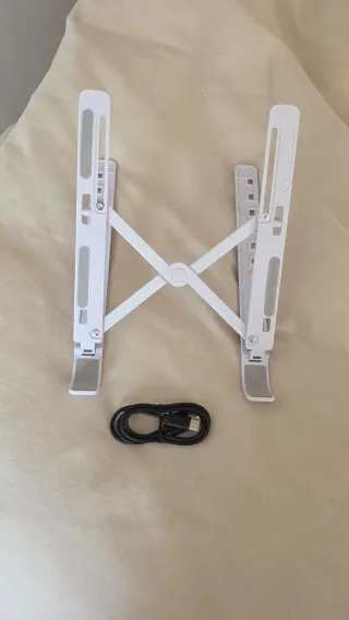 Soporte portátil y cable USB-C