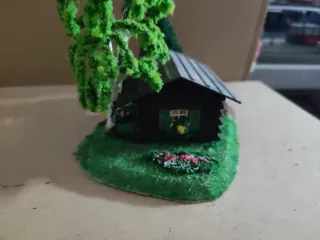 Vollmer H0 Casa y Árboles