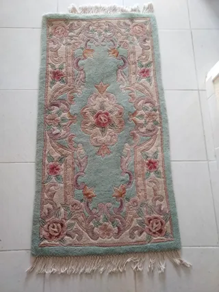 3 Alfombras iguales y misma medida d 1"49 x 77 cm