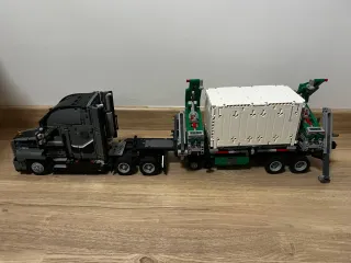 Lego Technic Mack Anthem 42078