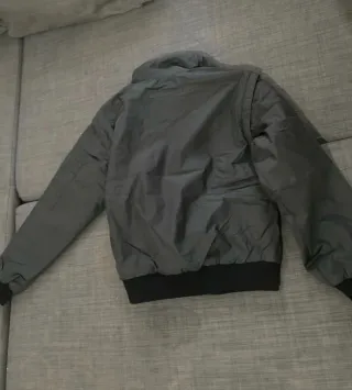 Giubbotto grigio scuro