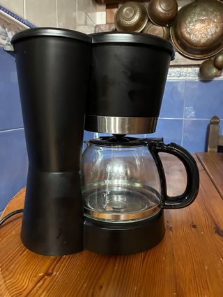 Cafetera Eléctrica Negra
