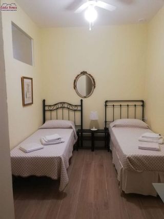 Piso en venta en Centro Histórico - Plaza España en Cádiz