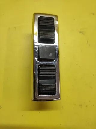 BOTONERA ELEVALUNAS MERCEDES BENZ W123