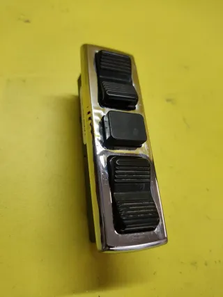 BOTONERA ELEVALUNAS MERCEDES BENZ W123