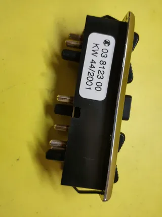 BOTONERA ELEVALUNAS MERCEDES BENZ W123