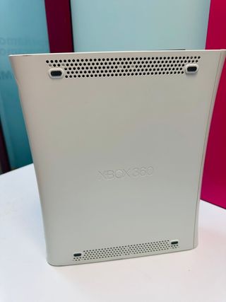 Consola Xbox 360 (sin Mando)