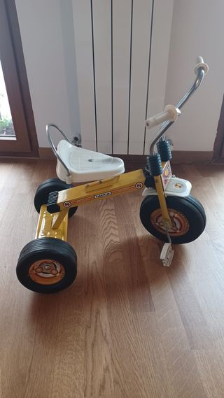 Triciclo Antiguo Coloma y Pastor Tauro