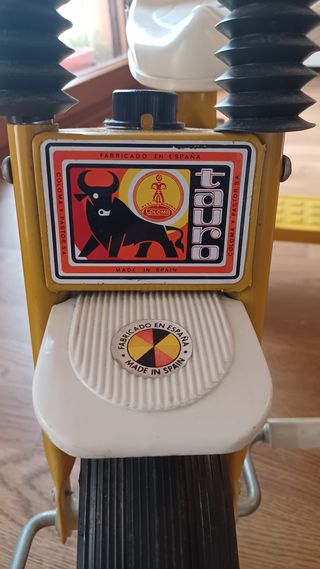 Triciclo Antiguo Coloma y Pastor Tauro