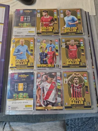 Álbum Panini FIFA 365 Adrenalyn XL 2025