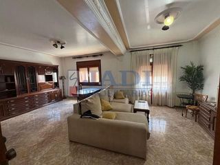 Chalet en venta en Valdepeñas