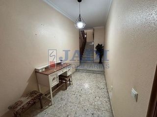 Chalet en venta en Valdepeñas