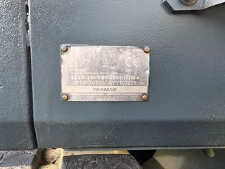 Excavadora Yanmar SV100