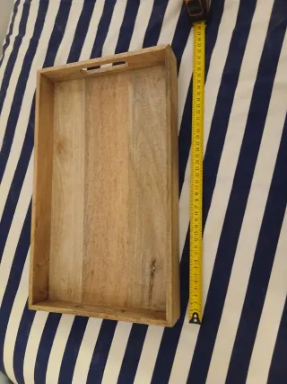 Vassoio in legno con manici nuovo senza cartellino