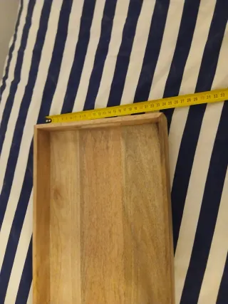 Vassoio in legno con manici nuovo senza cartellino