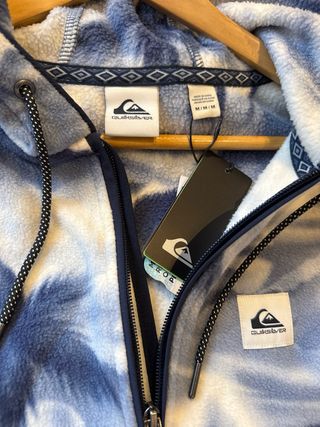Forro polar Quiksilver con capucha T. M