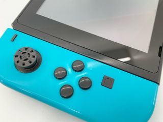 Consola Nintendo Switch Azul y Amarillo E667728