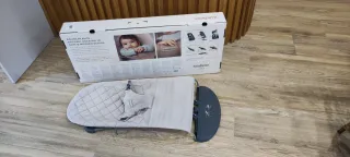 Hamaca Bebé Babybjörn con regalo juguete musical