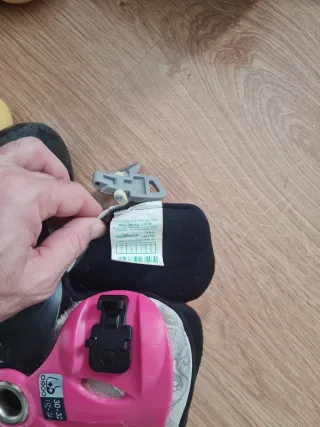 Patines infantiles Oxelo rosas y negros