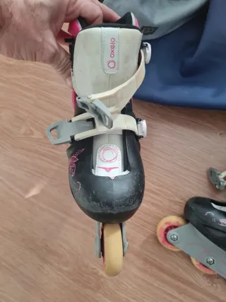 Patines infantiles Oxelo rosas y negros