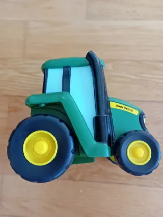 Tractor Johnny John Deere