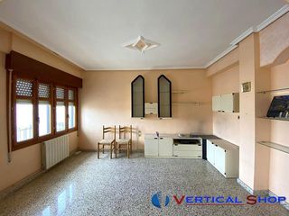 Piso en venta en Caudete