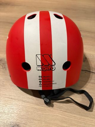 Patines niño + protecciones + Casco