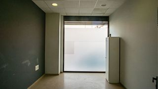 Local comercial en venta en Petrer