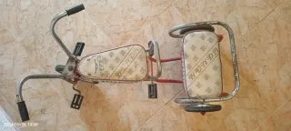 Triciclo infantil rojo