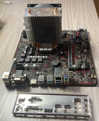 Semi- PC (Placa Base + Procesador + Disipador)