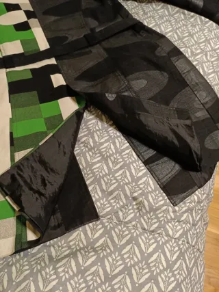 Chaqueta vintage negra y verde