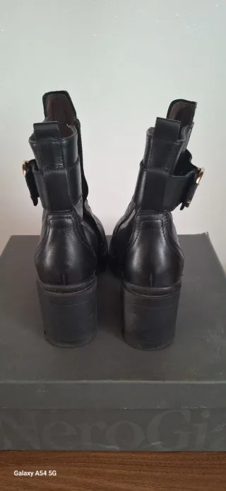 Stivaletti Nero Giardini donna