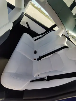 Tesla Model 3 Highland 2025 RWD