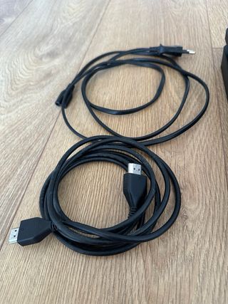 PS4 Slim 500Gb + 2 Mandos