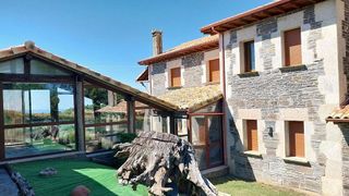 Chalet en venta en Laza