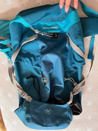 Mochila senderismo Quechua 30L azul